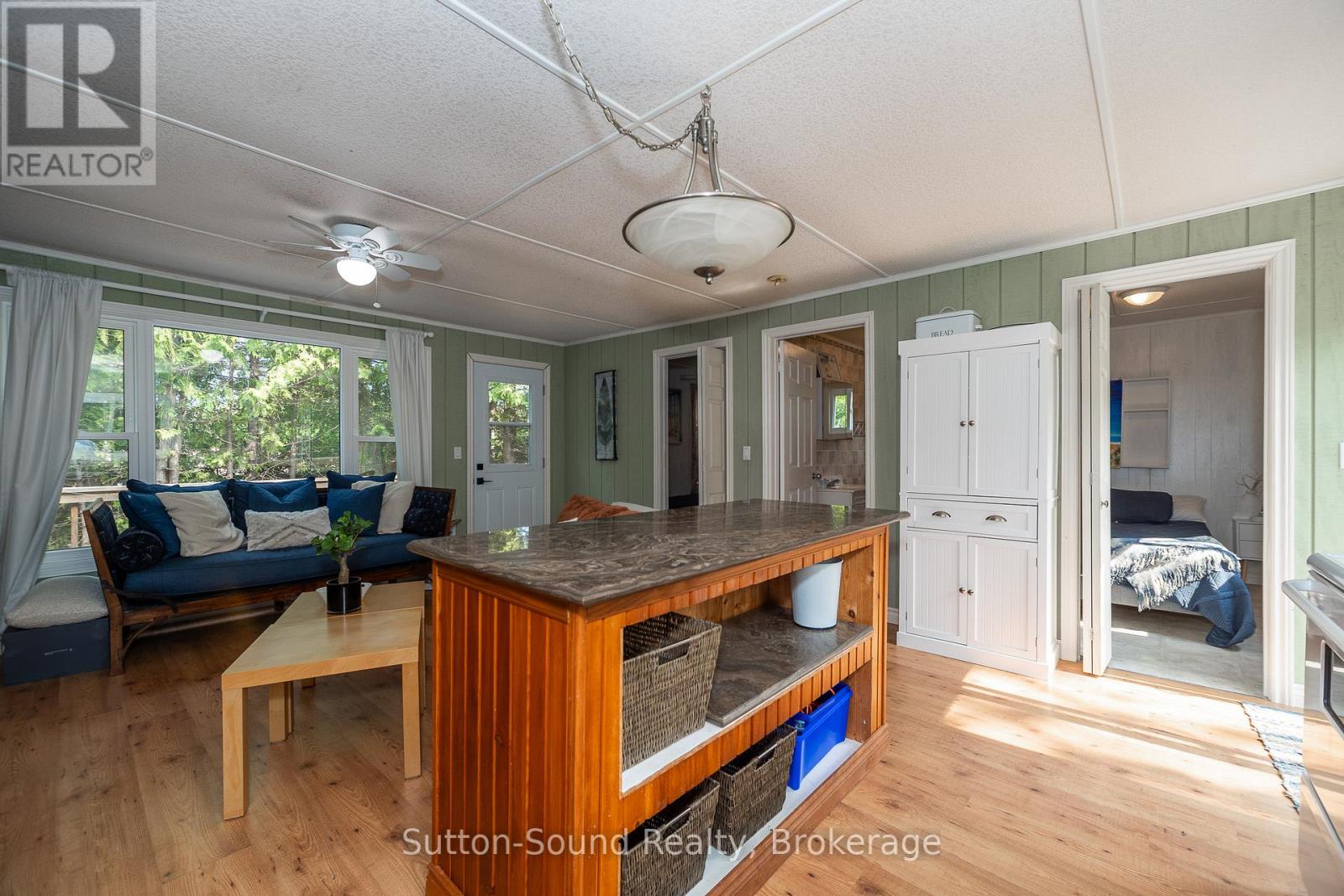 1055 2nd Avenue S, Native Leased Lands, Ontario  N0H 2G0 - Photo 14 - X12887684