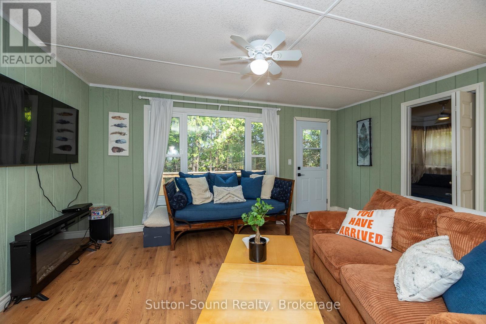 1055 2nd Avenue S, Native Leased Lands, Ontario  N0H 2G0 - Photo 15 - X12887684