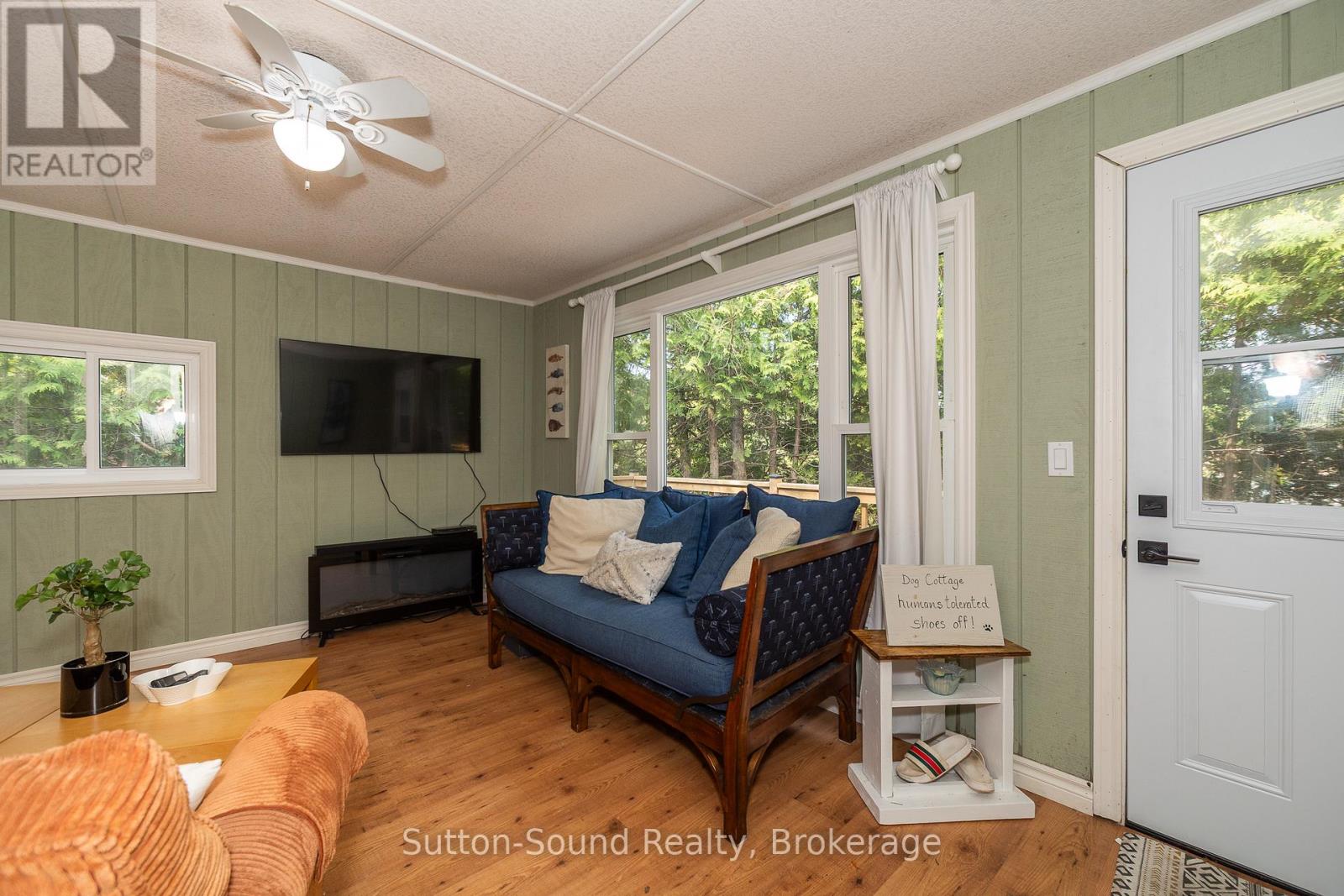 1055 2nd Avenue S, Native Leased Lands, Ontario  N0H 2G0 - Photo 20 - X12887684