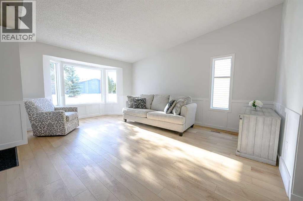 9666 65 Avenue, Grande Prairie, Alberta  T8W 2B5 - Photo 4 - A2286164