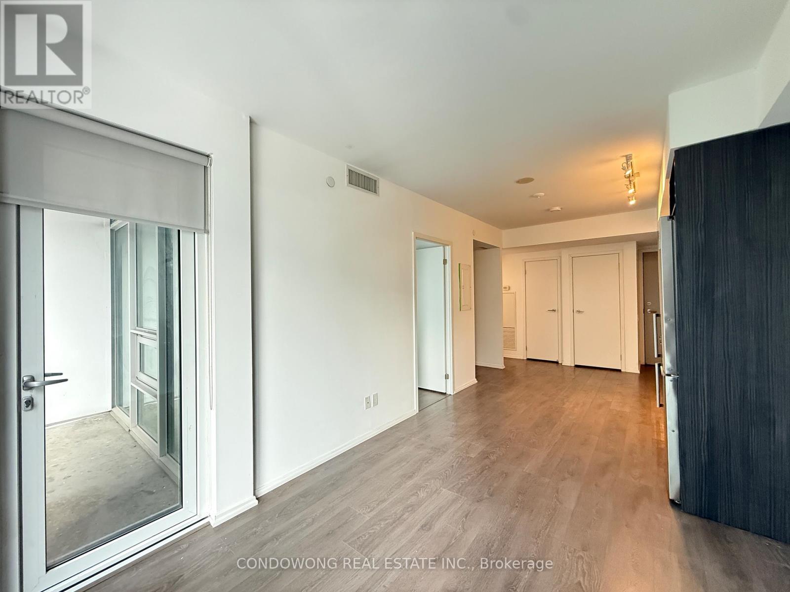 1706 - 68 Shuter Street, Toronto, Ontario  M5B 0B4 - Photo 3 - C12887748