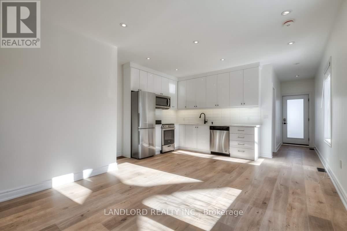 Main - 429 Brock Avenue, Toronto, Ontario  M6H 3N7 - Photo 1 - C12887764