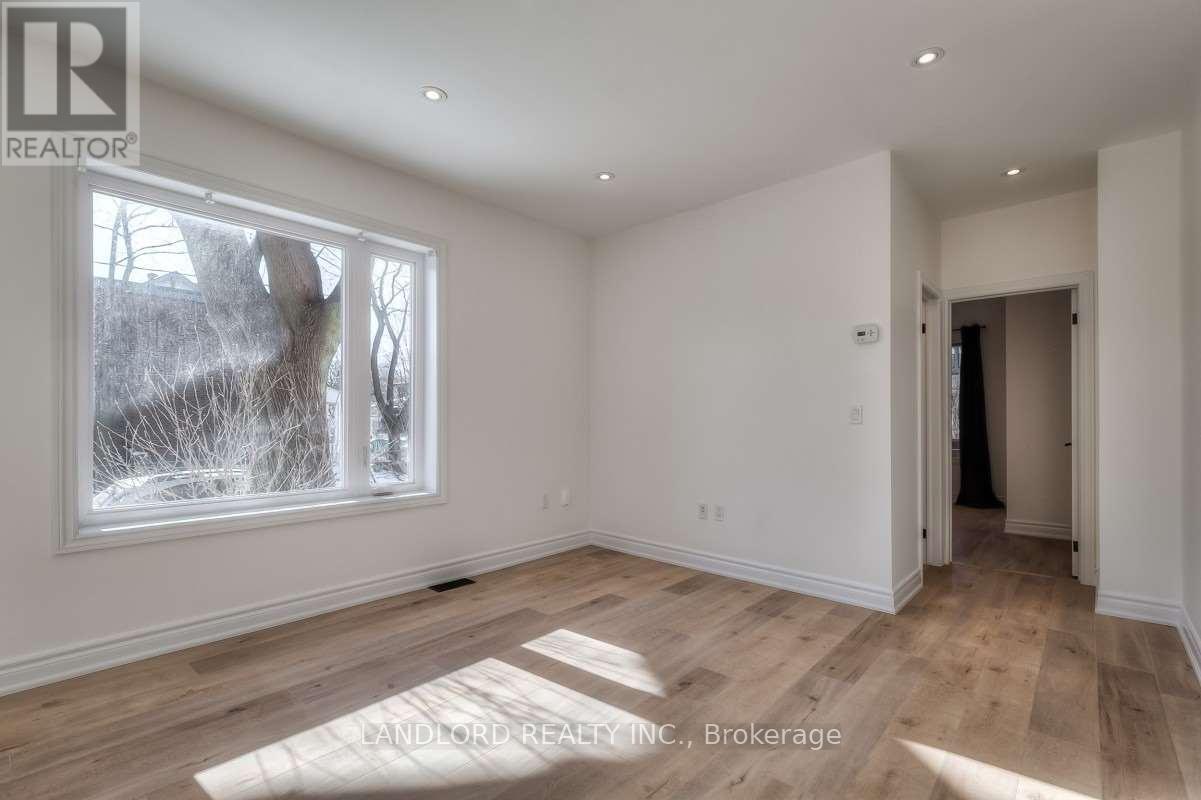 Main - 429 Brock Avenue, Toronto, Ontario  M6H 3N7 - Photo 3 - C12887764
