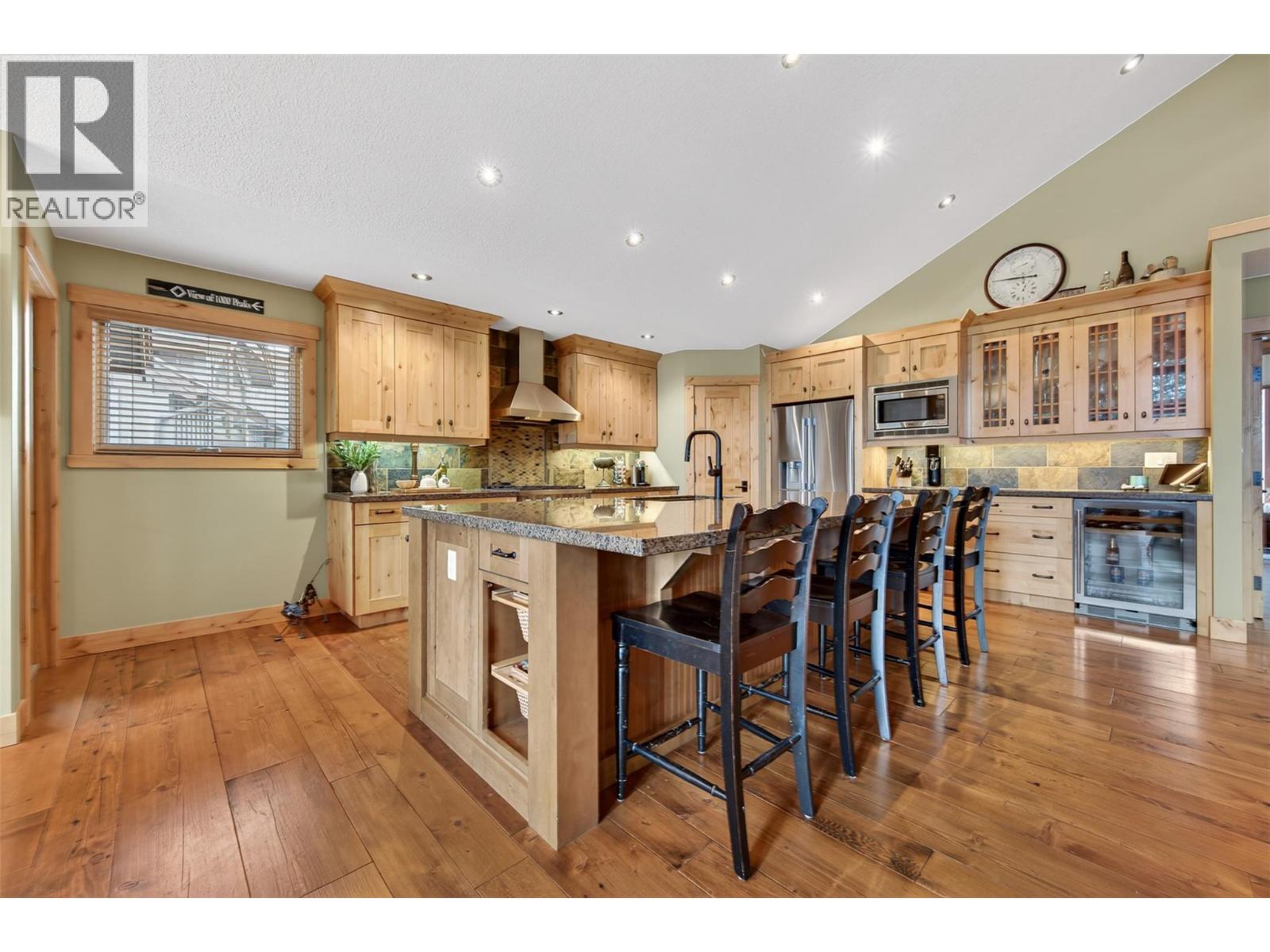 835 Lakeview Meadows Green, Invermere, British Columbia  V0A 1K3 - Photo 15 - 10379004