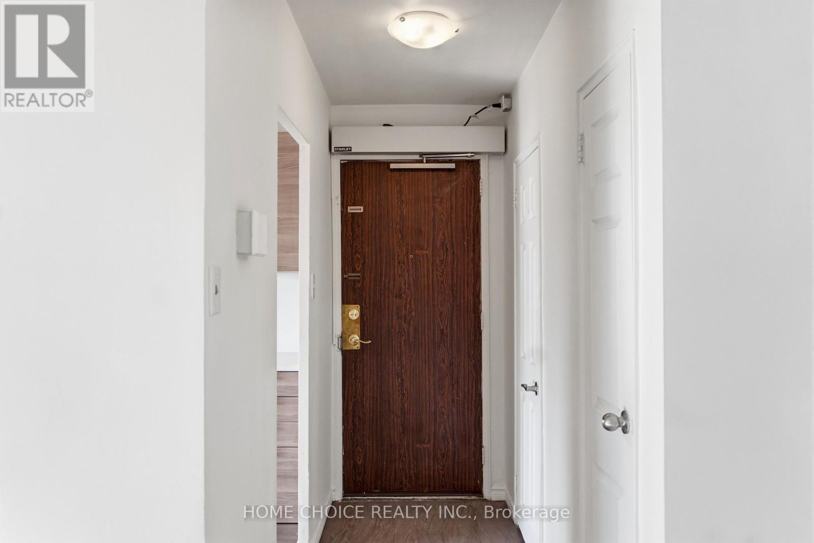 302 - 921 Midland Avenue, Toronto, Ontario  M1K 4G2 - Photo 2 - E12887768