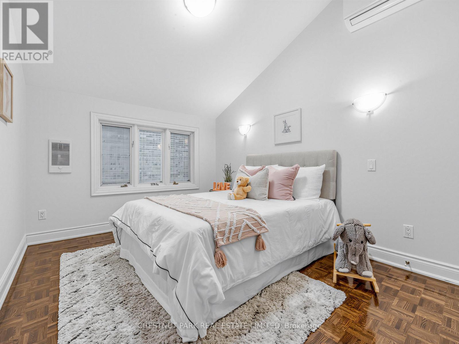 122 Randolph Road, Toronto, Ontario M4G 3R9 - Photo 18 - C12887680