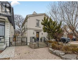 122 RANDOLPH ROAD, Toronto, Ontario