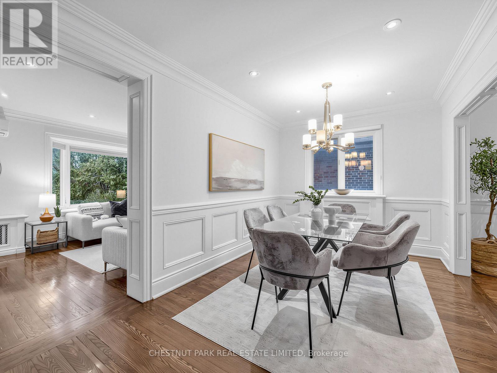 122 Randolph Road, Toronto, Ontario M4G 3R9 - Photo 7 - C12887680