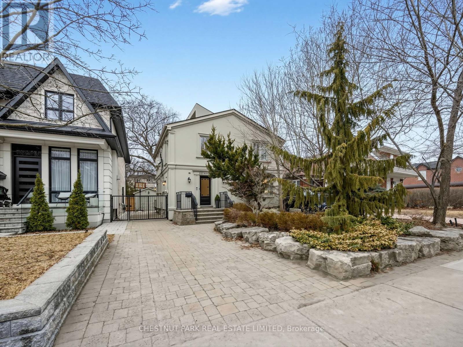 122 Randolph Road, Toronto, Ontario M4G 3R9 - Photo 32 - C12887680