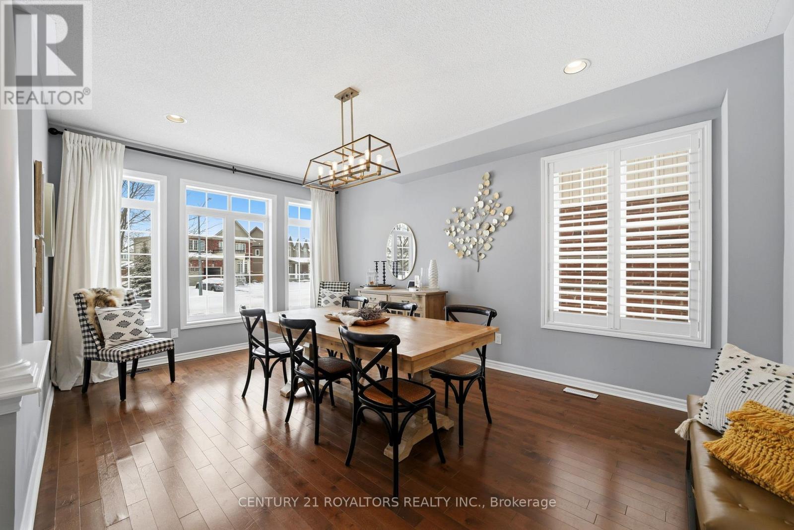 74 Latimer Avenue, Essa (Angus), Ontario  L0M 1B5 - Photo 18 - N12887762