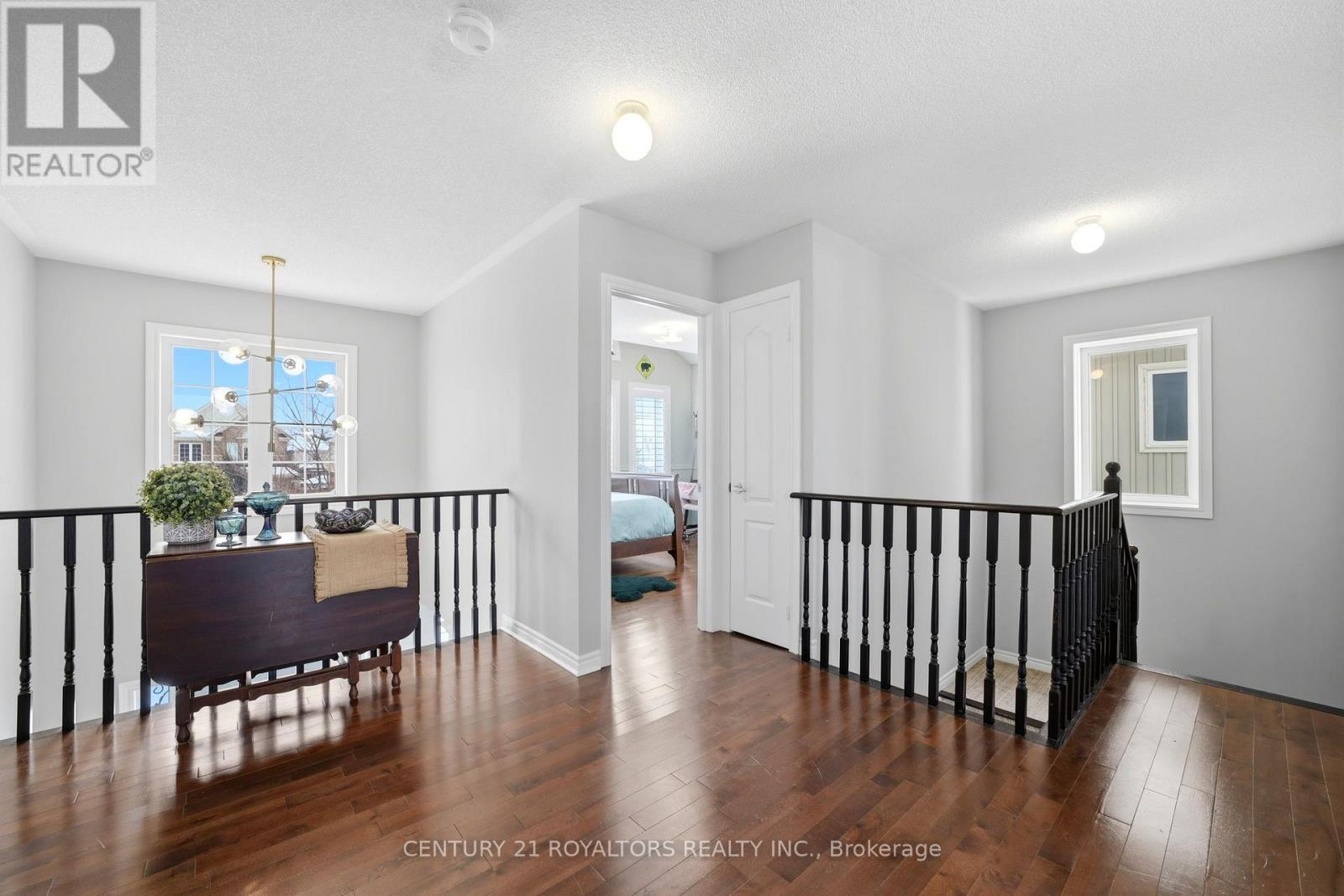 74 Latimer Avenue, Essa (Angus), Ontario  L0M 1B5 - Photo 23 - N12887762