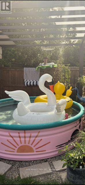 422 Greenfield Street, Petrolia, Ontario  N0N 1R0 - Photo 41 - X12878840