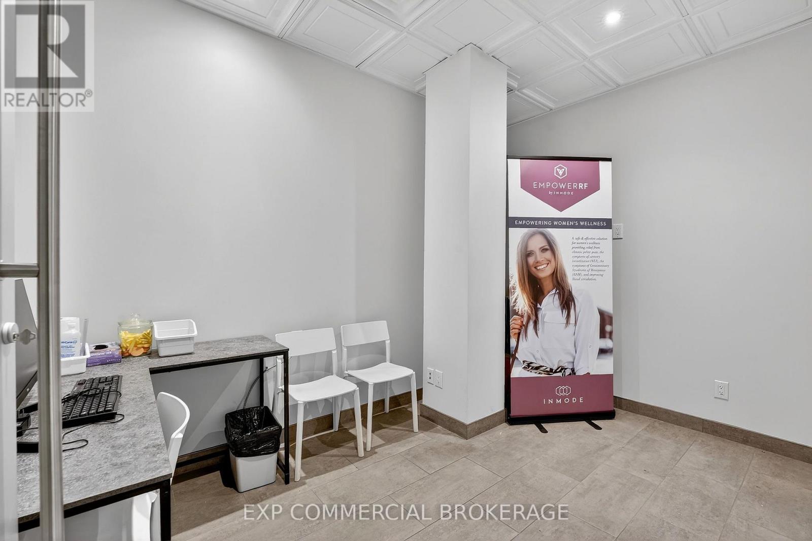 306 - 3075 Hospital Gate E, Oakville, Ontario L6M 1M1 - Photo 17 - W12807894