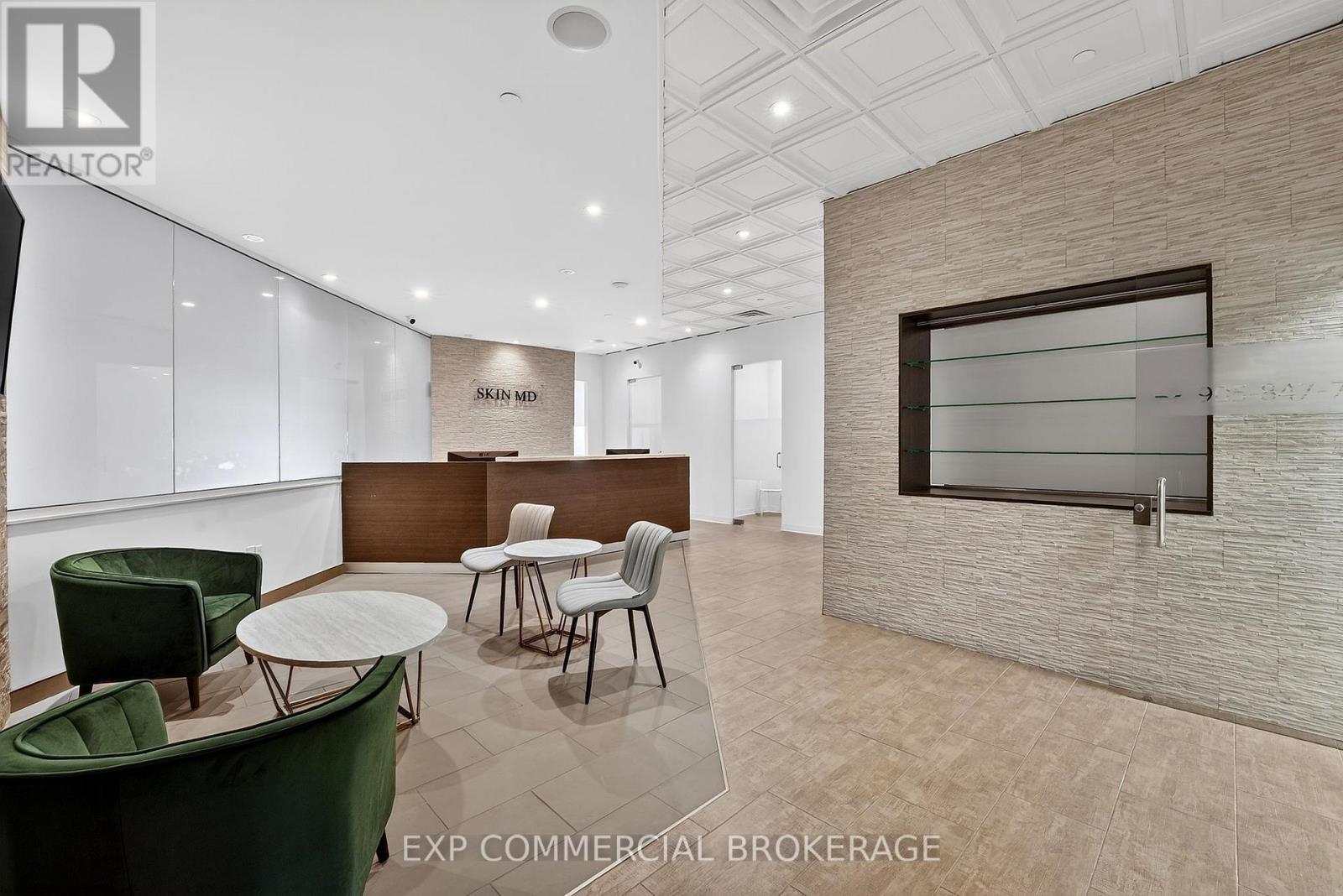 306 - 3075 Hospital Gate E, Oakville, Ontario L6M 1M1 - Photo 9 - W12807894