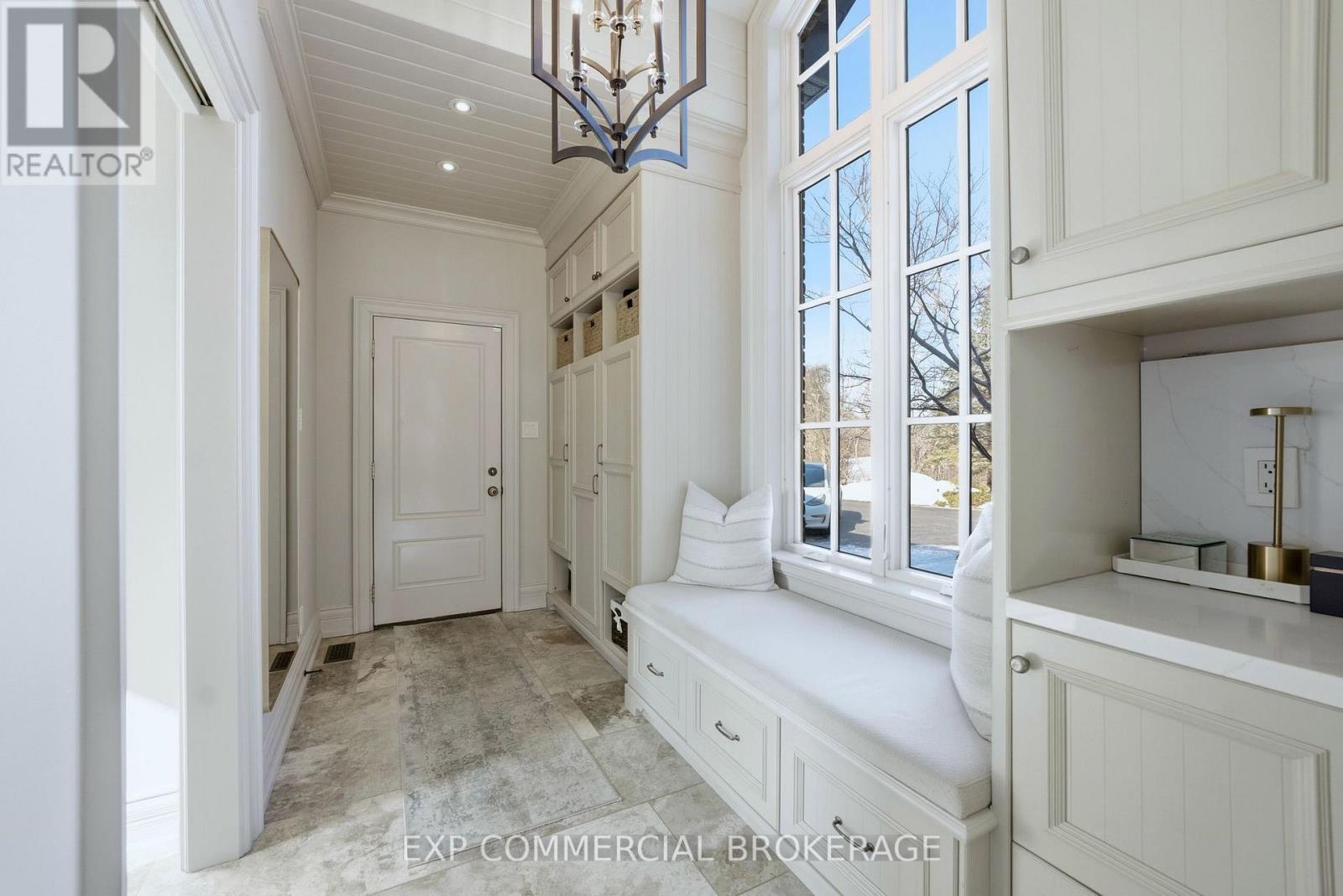 3160 Britannia Road, Burlington, Ontario  L7M 0S1 - Photo 11 - W12844108