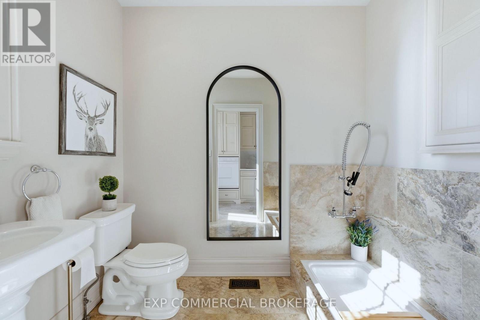 3160 Britannia Road, Burlington, Ontario  L7M 0S1 - Photo 13 - W12844108