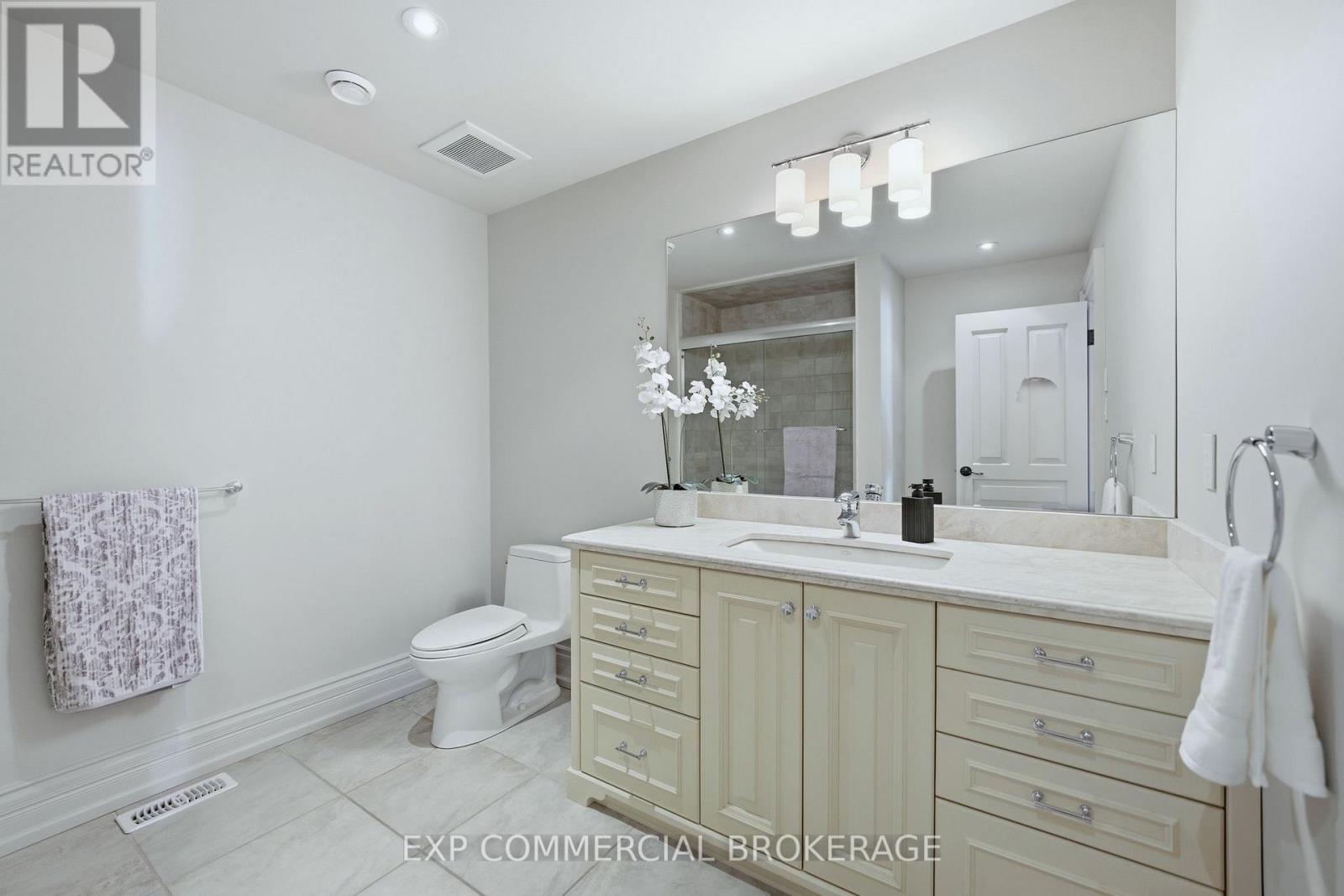 3160 Britannia Road, Burlington, Ontario  L7M 0S1 - Photo 23 - W12844108