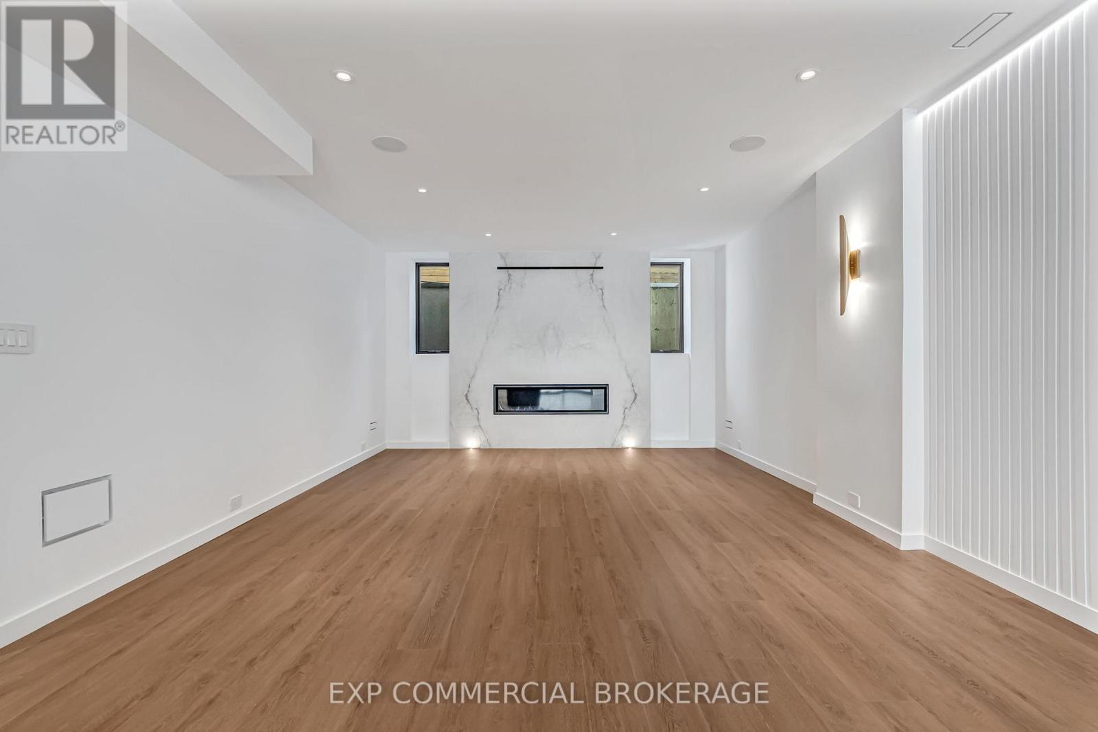 114 Tracina Drive, Oakville, Ontario  L6L 4B7 - Photo 34 - W12882726