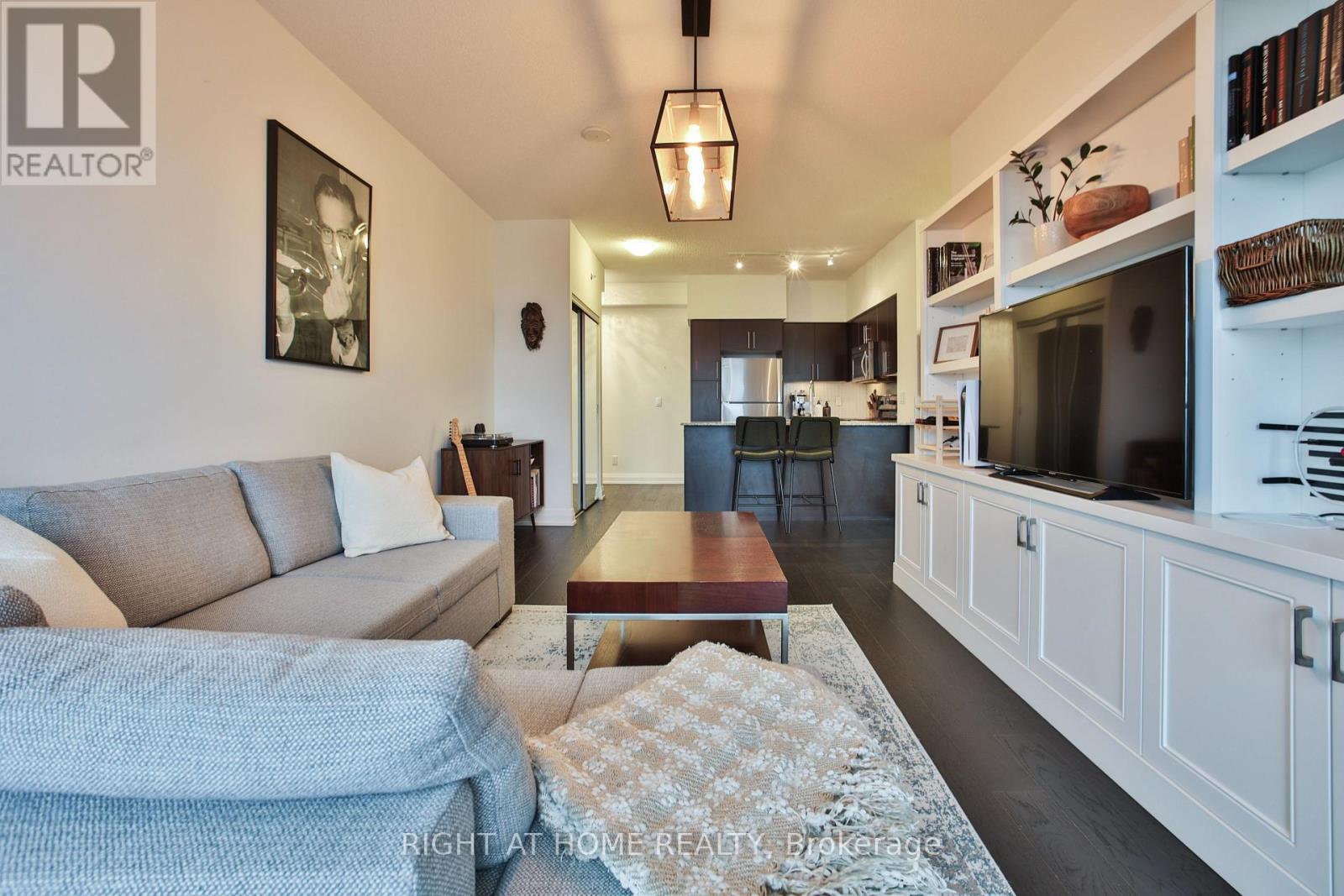 Lph 01 - 65 Speers Road, Oakville, Ontario  L6K 0J1 - Photo 13 - W12887698