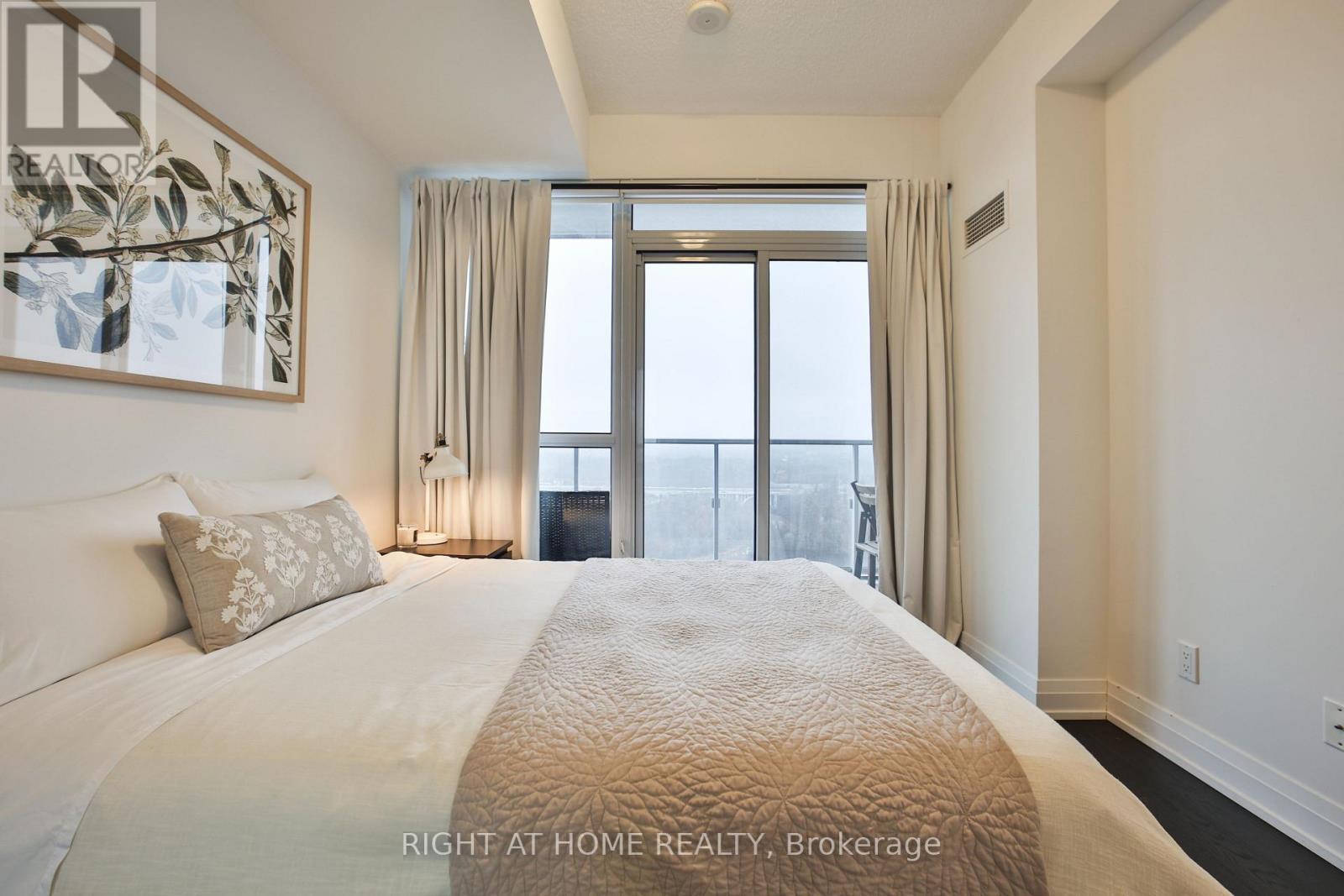 Lph 01 - 65 Speers Road, Oakville, Ontario  L6K 0J1 - Photo 27 - W12887698