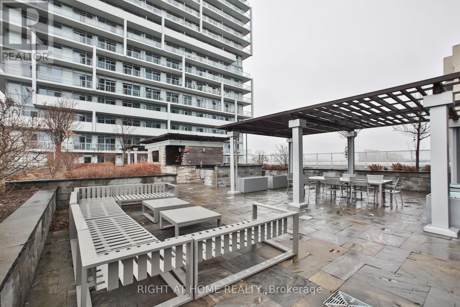 Lph 01 - 65 Speers Road, Oakville, Ontario  L6K 0J1 - Photo 40 - W12887698
