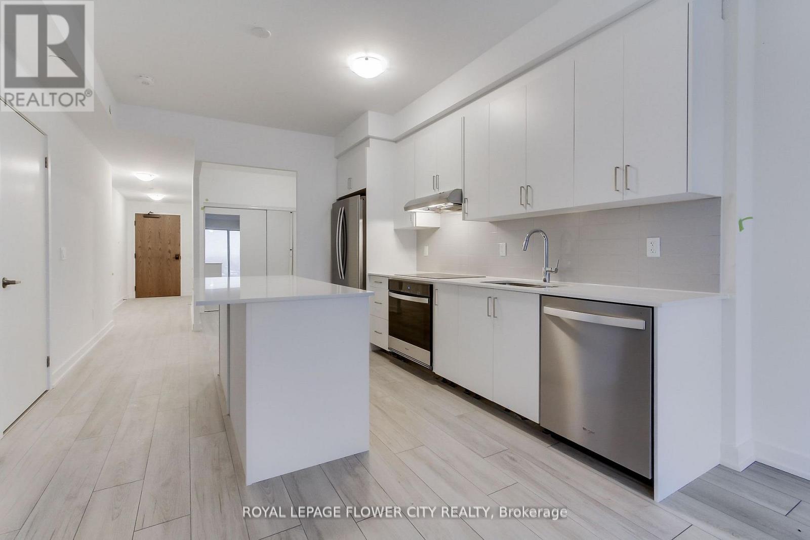 301 - 1035 Southdown Road, Mississauga, Ontario  L5J 0A2 - Photo 11 - W12887706