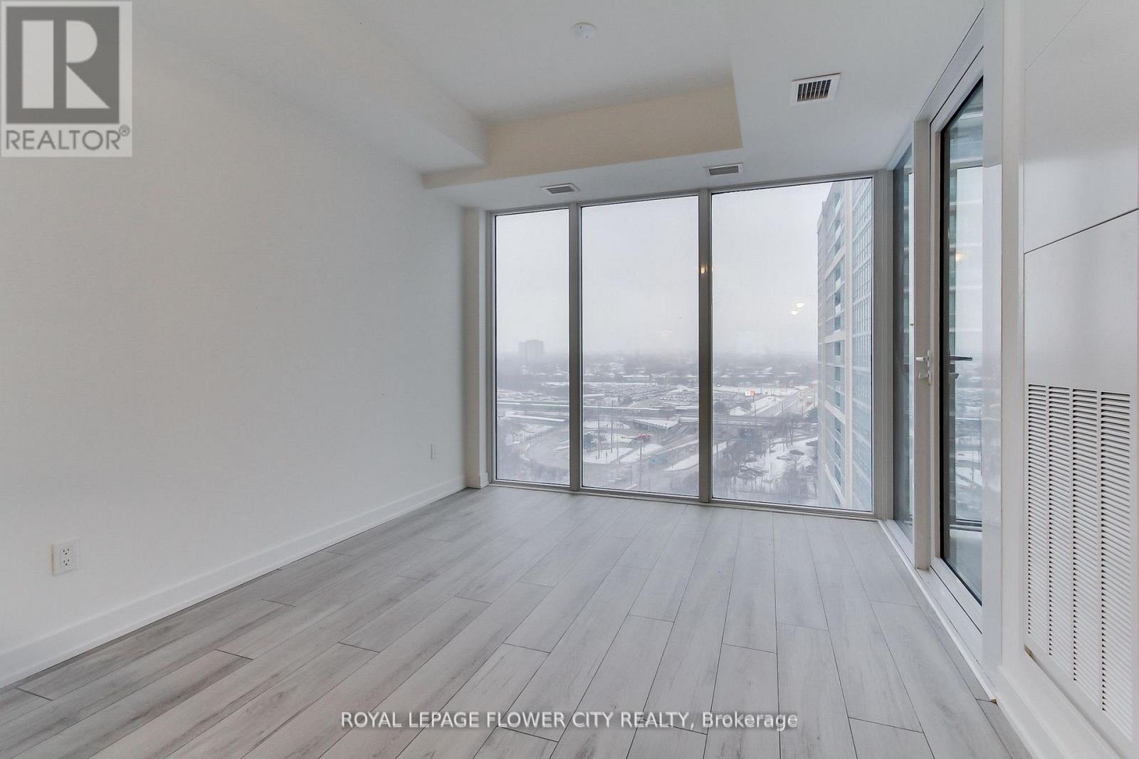 301 - 1035 Southdown Road, Mississauga, Ontario  L5J 0A2 - Photo 12 - W12887706