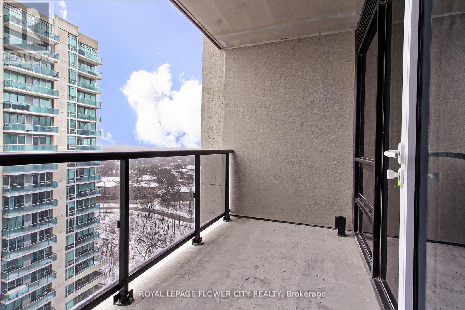 301 - 1035 Southdown Road, Mississauga, Ontario  L5J 0A2 - Photo 15 - W12887706