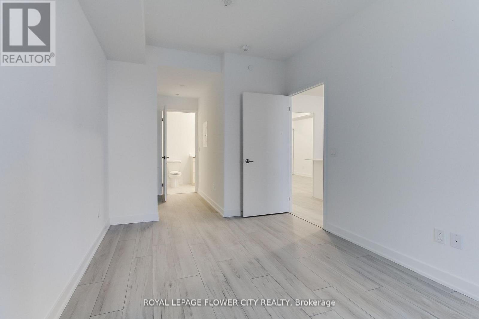 301 - 1035 Southdown Road, Mississauga, Ontario  L5J 0A2 - Photo 23 - W12887706