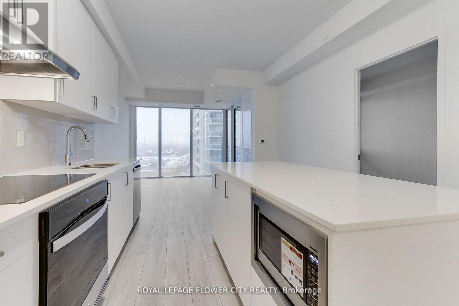 301 - 1035 Southdown Road, Mississauga, Ontario  L5J 0A2 - Photo 9 - W12887706