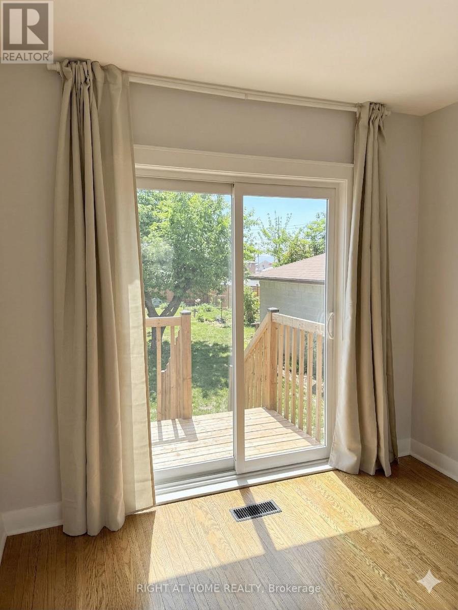 1a - 15 Arrowsmith Avenue, Toronto, Ontario  M6M 2W8 - Photo 10 - W12887720