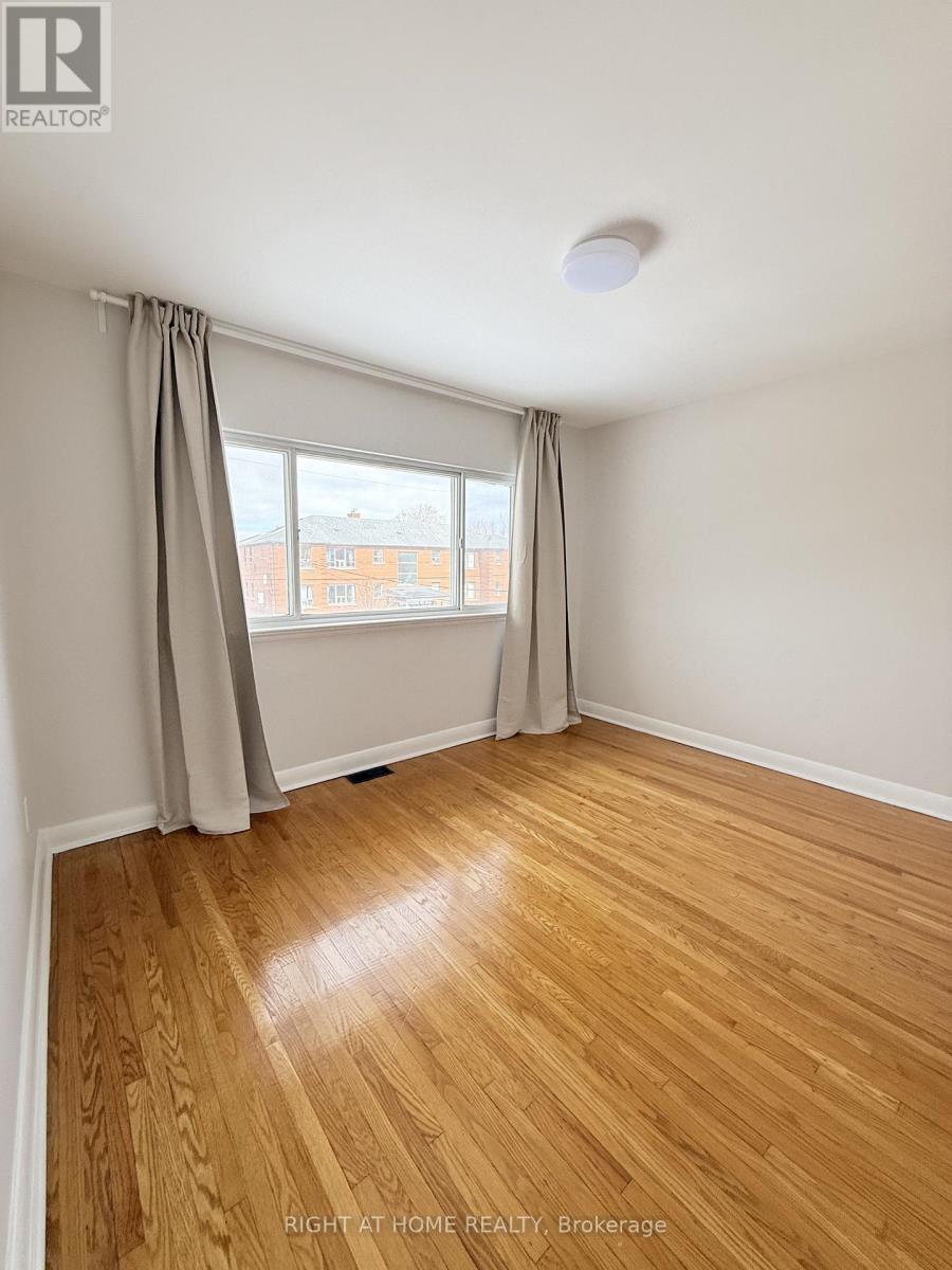 1a - 15 Arrowsmith Avenue, Toronto, Ontario  M6M 2W8 - Photo 21 - W12887720