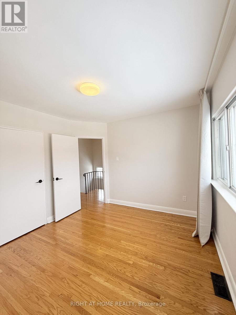 1a - 15 Arrowsmith Avenue, Toronto, Ontario  M6M 2W8 - Photo 22 - W12887720