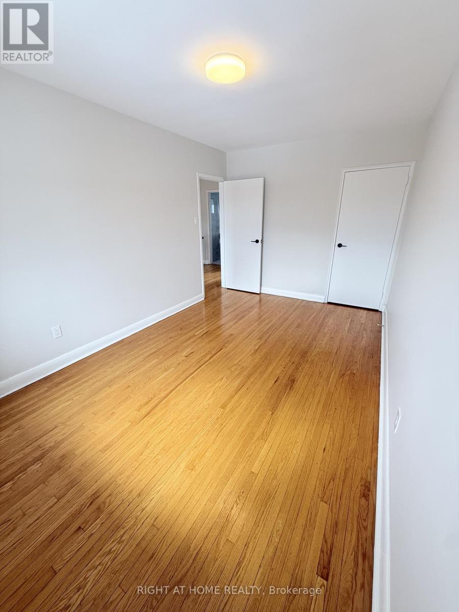 1a - 15 Arrowsmith Avenue, Toronto, Ontario  M6M 2W8 - Photo 25 - W12887720