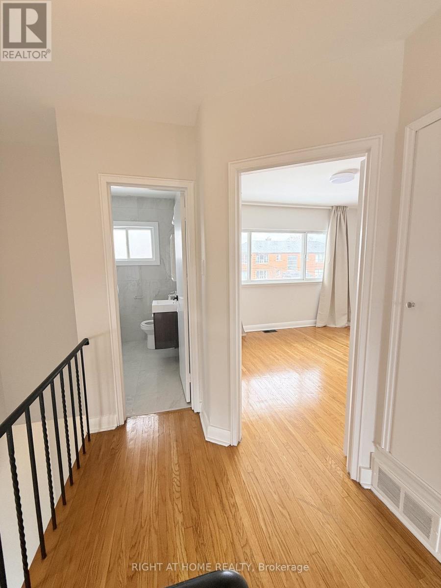 1a - 15 Arrowsmith Avenue, Toronto, Ontario  M6M 2W8 - Photo 29 - W12887720