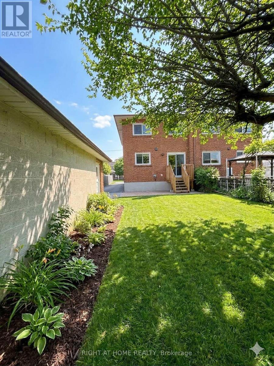 1a - 15 Arrowsmith Avenue, Toronto, Ontario  M6M 2W8 - Photo 3 - W12887720