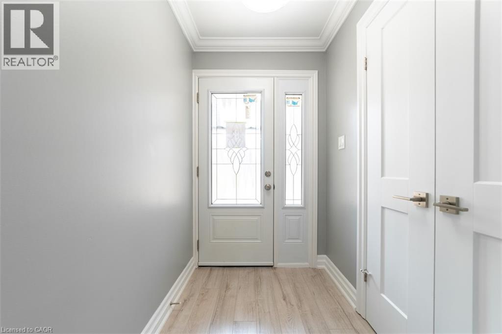 1011 White Oak Drive Unit# 2, Burlington, Ontario  L7T 2L3 - Photo 5 - 40803696