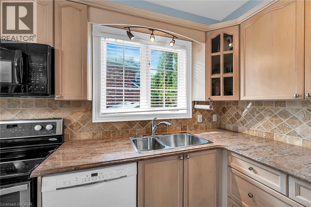 223 Greenbriar Road, Ancaster, Ontario  L9G 3V9 - Photo 11 - 40809284