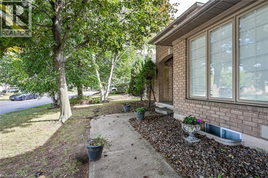 223 Greenbriar Road, Ancaster, Ontario  L9G 3V9 - Photo 26 - 40809284