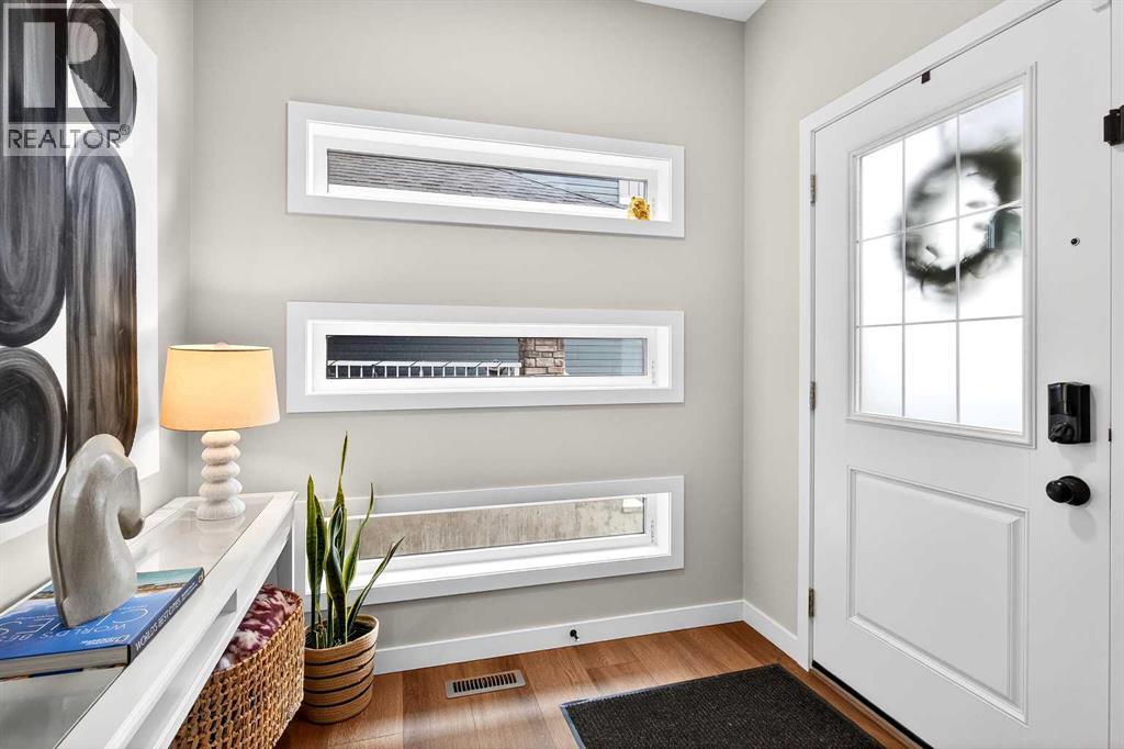 2129 Ravensdun Crescent Se, Airdrie, Alberta  T4A 3K3 - Photo 3 - A2291688