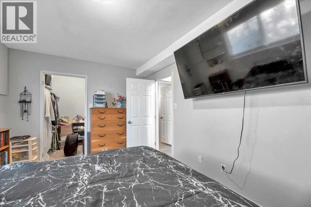 122 Bartstow Street, Carseland, Alberta  T1P 0X8 - Photo 19 - A2293315