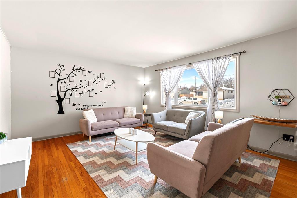 275 Rouge Road, Winnipeg, Manitoba  R3K 1J7 - Photo 4 - 202604574