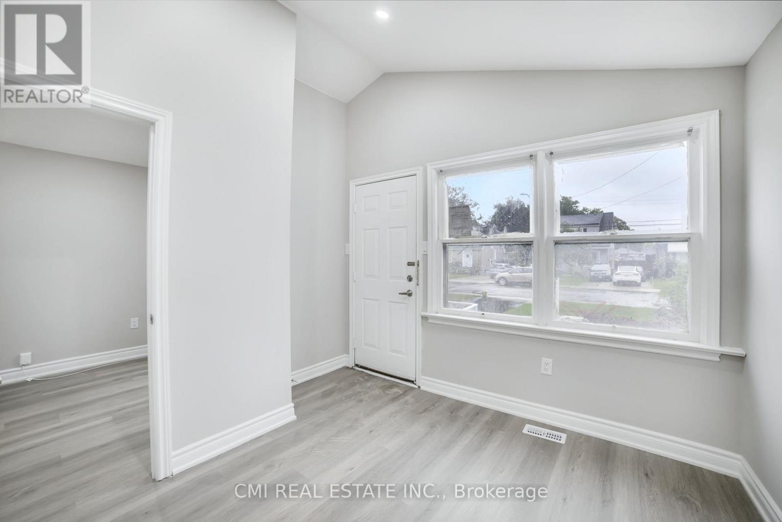 86 Adair Avenue S, Hamilton, Ontario  L8K 3S5 - Photo 5 - X12887688