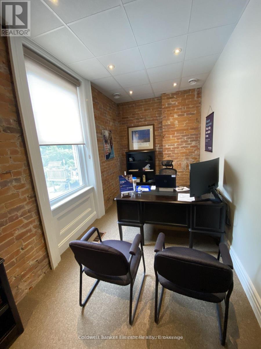 115 Main Street S, Halton Hills (Georgetown), Ontario  L7G 3H5 - Photo 16 - W12886488