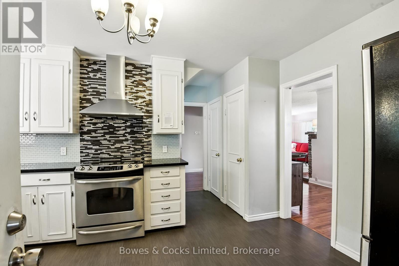 433 Manorhill Avenue, Peterborough, Ontario  K9J 6H7 - Photo 14 - X12887796