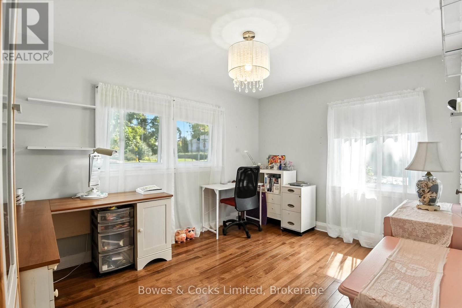 433 Manorhill Avenue, Peterborough, Ontario  K9J 6H7 - Photo 17 - X12887796