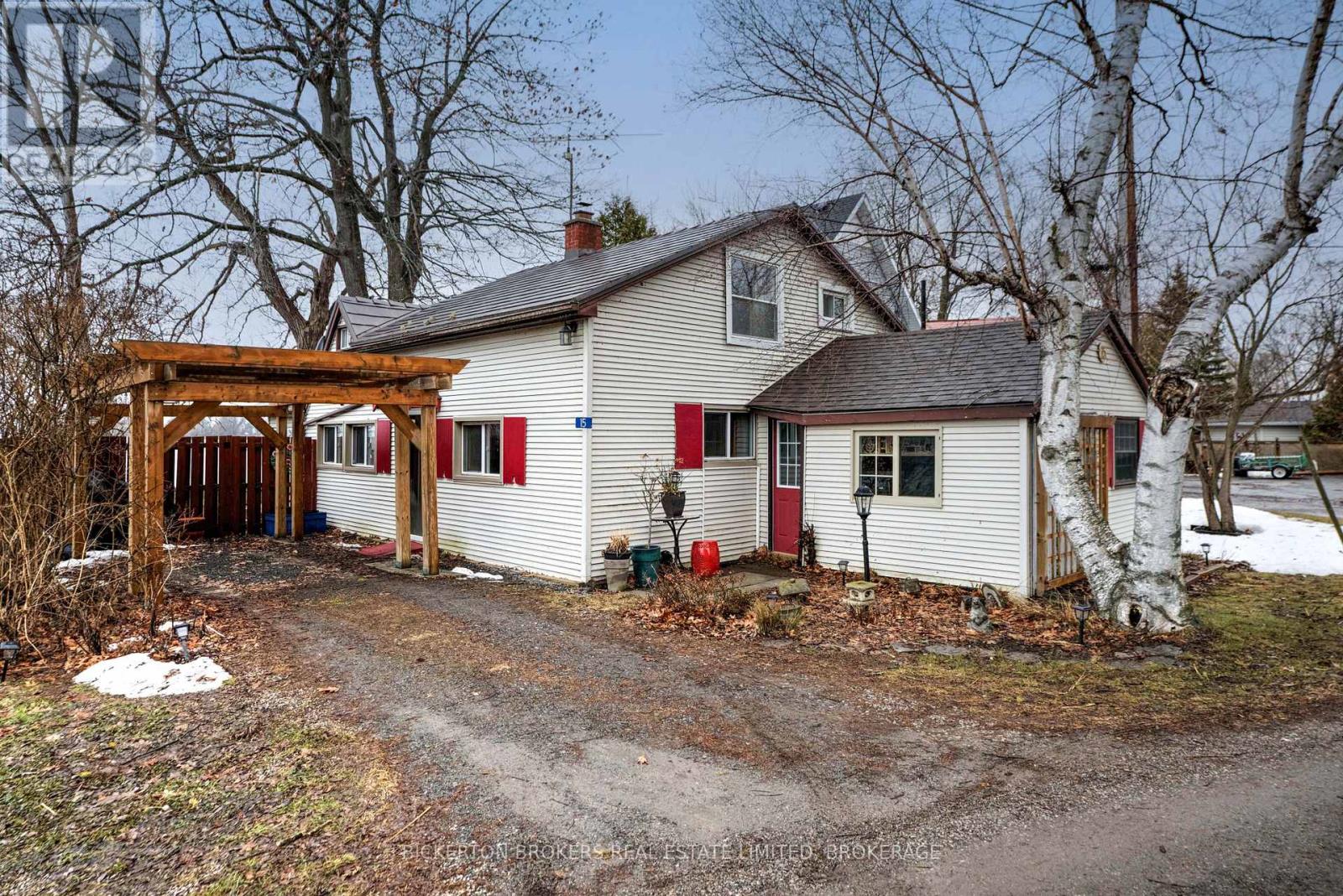 15 Sturtivans Lane, Front Of Leeds & Seeleys Bay, Ontario  K7G 2V4 - Photo 1 - X12887896