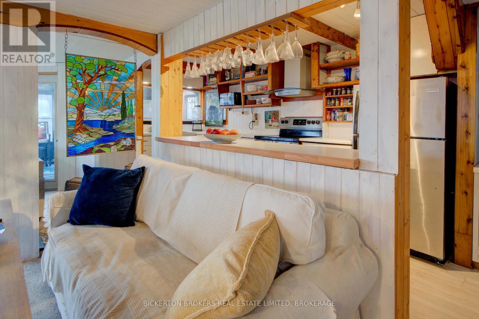 15 Sturtivans Lane, Front Of Leeds & Seeleys Bay, Ontario  K7G 2V4 - Photo 22 - X12887896