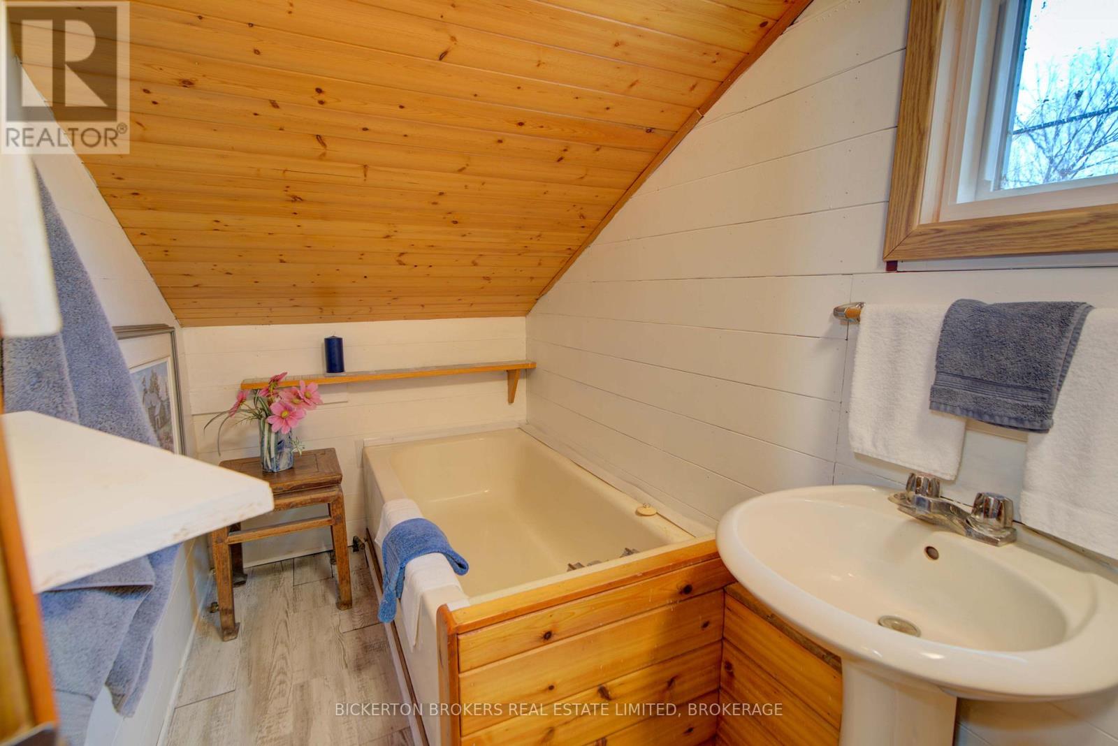 15 Sturtivans Lane, Front Of Leeds & Seeleys Bay, Ontario  K7G 2V4 - Photo 43 - X12887896