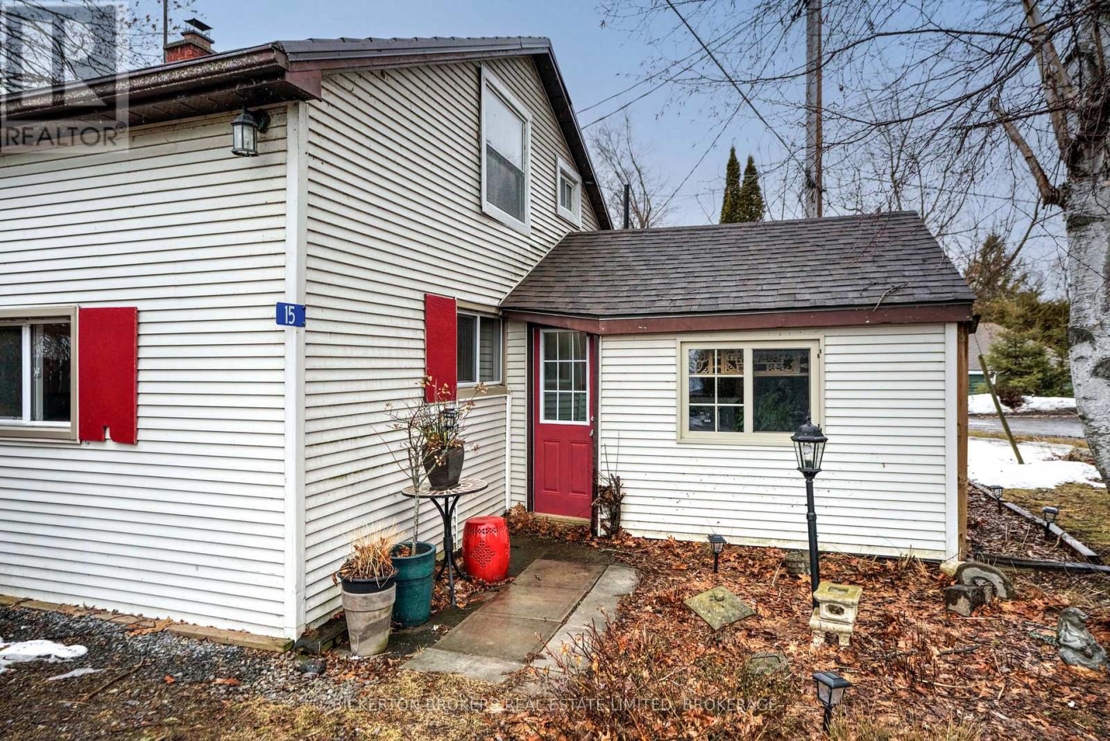 15 Sturtivans Lane, Front Of Leeds & Seeleys Bay, Ontario  K7G 2V4 - Photo 6 - X12887896